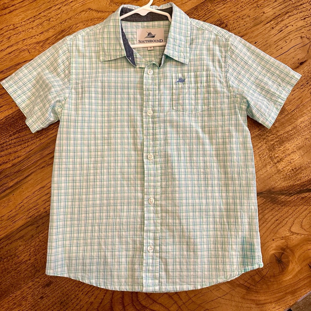 Southbound Clothing Co button down shirt